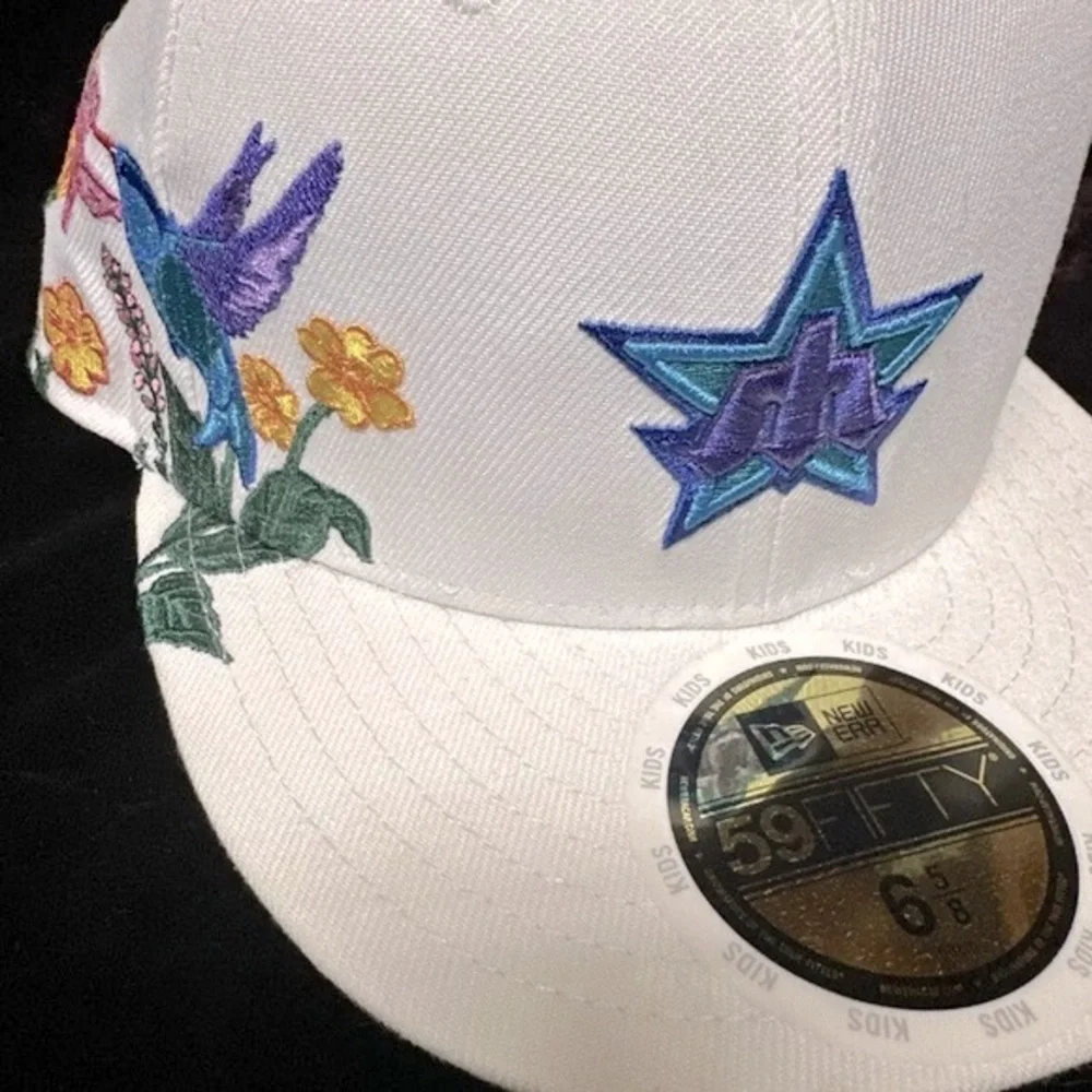 NWT [New Era] 59FIFTY Seattle Mariners White Blooming Fitted Hat Kids Sz 6 5/8 - Picture 3 of 8
